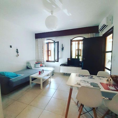 Το Σπίτι Με Το Πηγάδι - Wellcottage Thassos สกาลา กัลลีราคิส ภายนอก รูปภาพ
